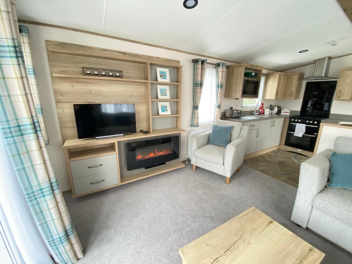 Holiday home Goosewing Lakeside