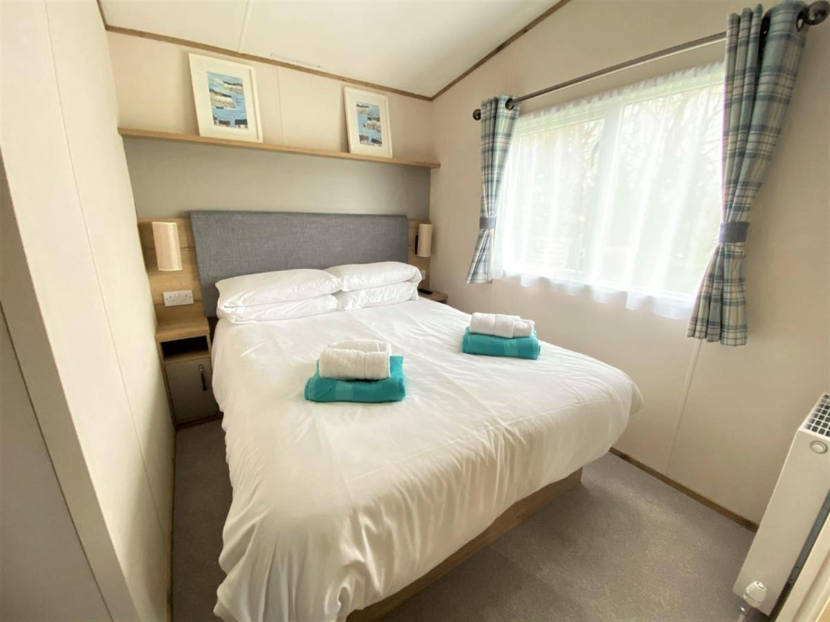 Holiday home Goosewing Lakeside